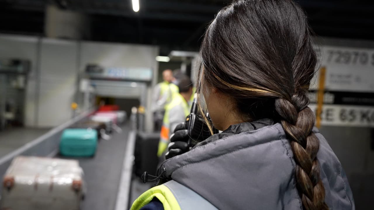 baggage-tracking-image